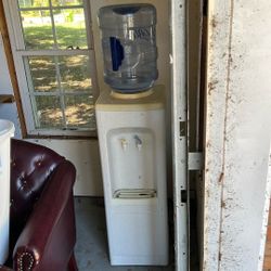 Ice Cold Water Machine 