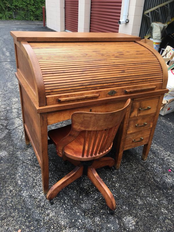 Stunning Antique Rolltop Desk Made By A H Ravel Chicago It S Original Chair Great Piece For In Glenview Il Offerup