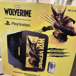 SDCC Exclusive Wolverine 15 Can Mini Fridge 