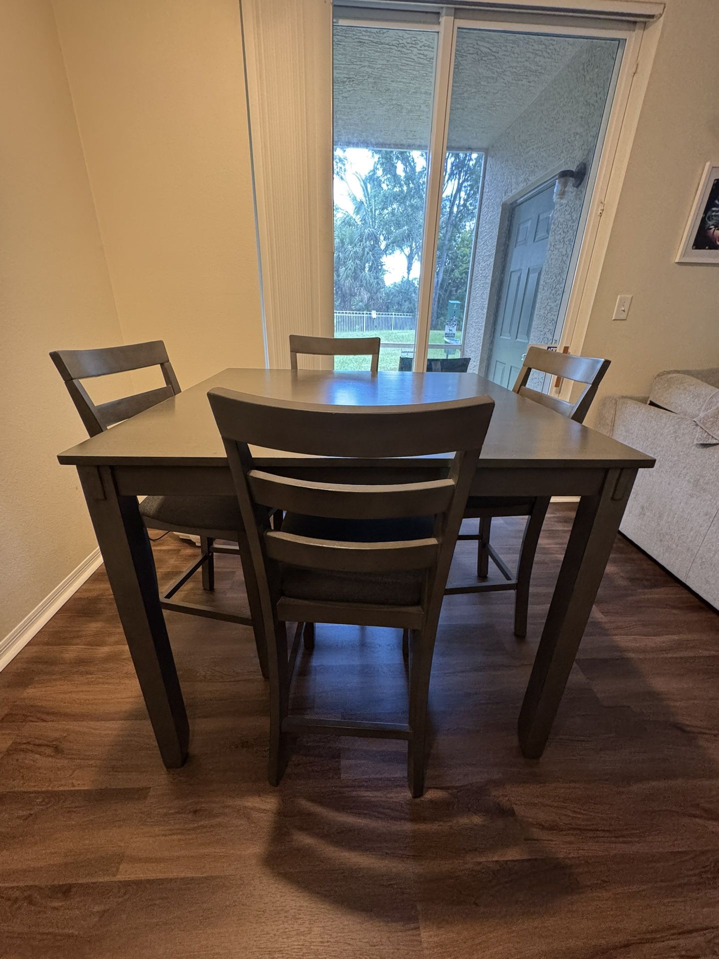 New Ashley Dining Room Table