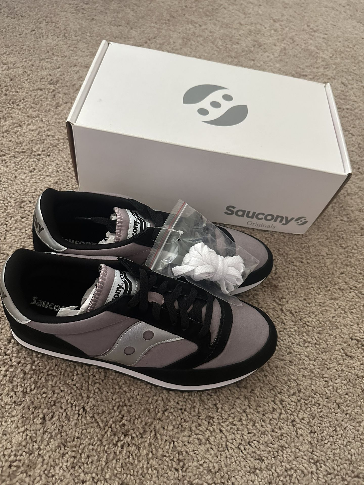 Saucony Sneakers