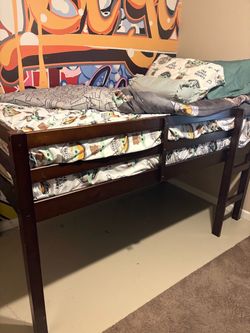 Kids high bed