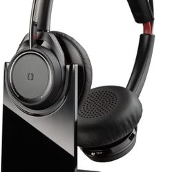 Plantronics Voyager Focus UC B825
