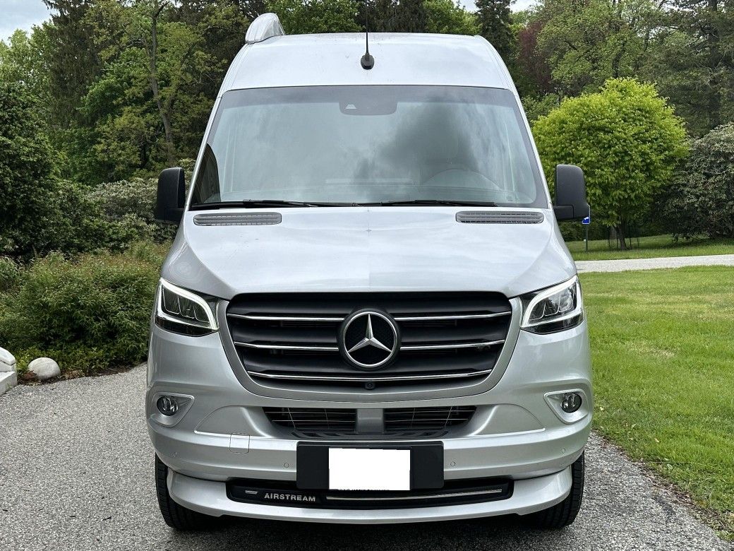 2020 Airstream Interstate 19 Tommy Bahama Edition 4x4