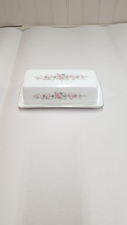 Kentfield & Sawyer covered butter dish