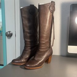 Coach Women’s Boots Brown Leather Sz 6