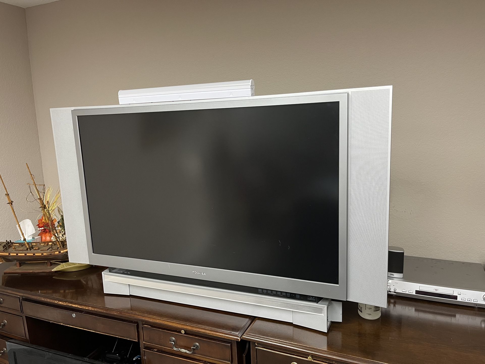 55” HDTV