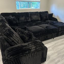 Brand New Elegant Pullout Sectional W/ Storage 
