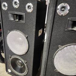 Speakers 
