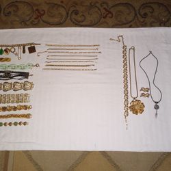 Vintage Jewelry Lot