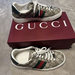 Authentic women’s Gucci Ace sneakers size 38