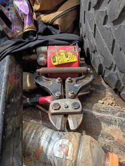HKP 9190 PNEUMATIC BOLT CUTTERS