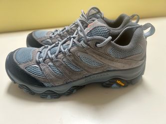 Women’s Merrell Hiking Shoes 8.5