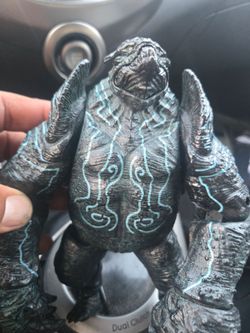 Pacific Rim Kaiju LEATHER BACK