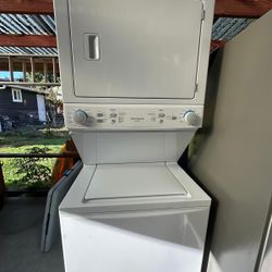 dryer and washing machine