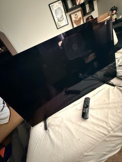 4K LG OLED 42” TV