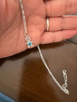 Chain with pendant