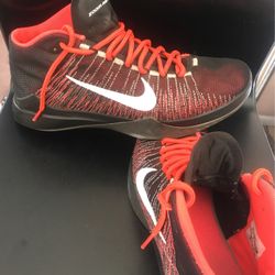 NIKE ZOOM ASCENTION