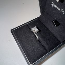 Engagement Ring Lab Diamond