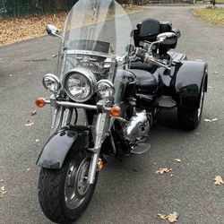 2008 Suzuki Boulevard Trike + Trailer