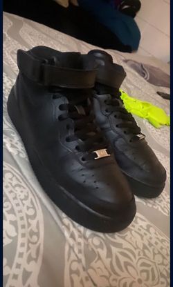 Black Air Force 1’s Nike