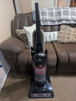 Hoover Windtunnel XL Pet Vacuum