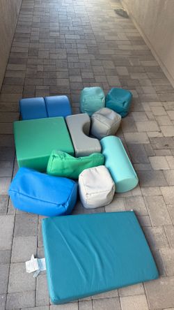 Foam climbing pads