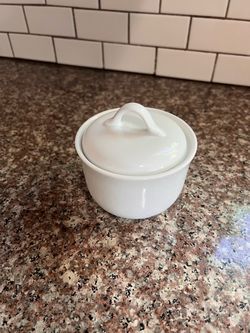 Vintage 2 Pieces Corning White Ceramic Sugar Bowl