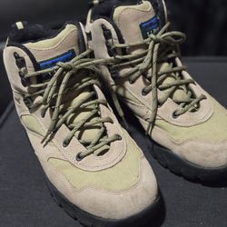 L.L. Bean Tan/ Light Green Ankle Women's Hiking Boots Size 10W Excellent Cond