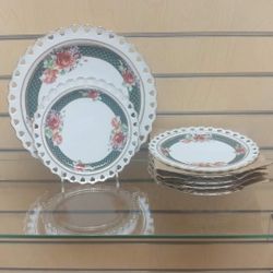 7pc _ Porcelain Cake / Dessert set - $39.99 ( NEW ) 1 platter & 6 plates. Green _ Gold _ Pink