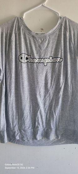 Women's Champion t shirt size xl