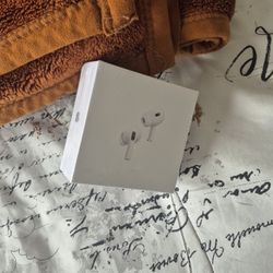 Gen 2 Airpod Pros *WILLING TO NEGOTIATE*