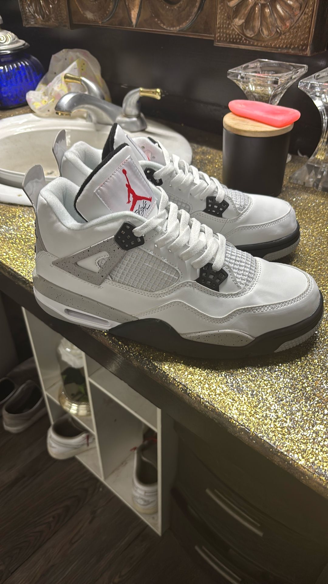 Jordan 4