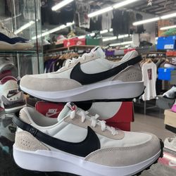 Women’s Nike Waffle Debut Sanddrift 