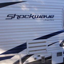 Shockwave 17'