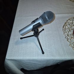 Audio Tonica Dynamic Microphone 
