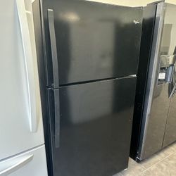 33 Inches Wide Whirlpool Refrigerator 