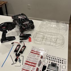 Traxxas Slash RC Car 1/16