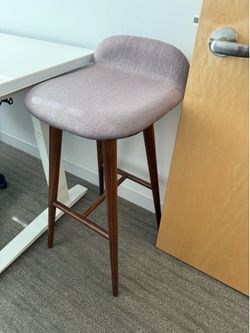 Single Article Bar Stool