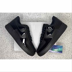 Nike Air Force 1 Patent Black 5.5 Youth