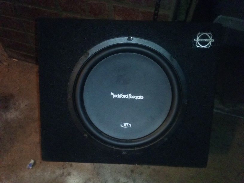 Rockford Fosgate R1 Prime 12" Subwoofer Bassworx Box - Ready to Rumble!