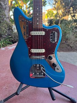 FS/FT - Fender Classic Series ‘60s Jaguar Lacquer