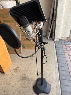 Recording mic and focus rite