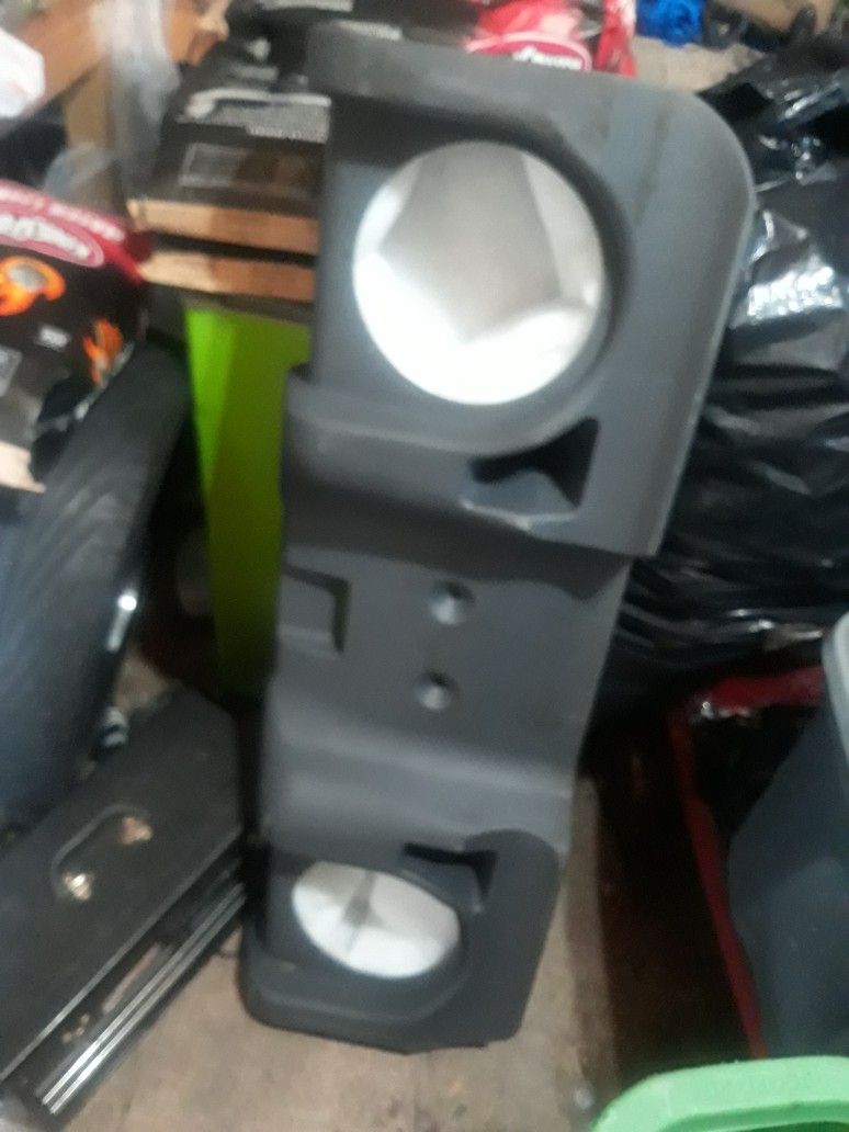 10-in Down Facing Sub Box For Extended Cab Pickup