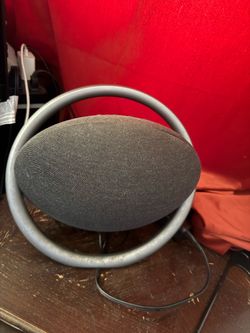 Onyx 7 speaker