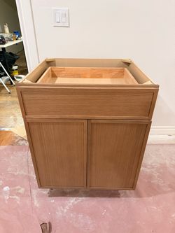 Hampton Bay Leyton 27in Base Kitchen Cabinet