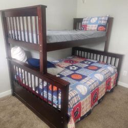 Bunk bed 