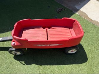 Radio Flyer Red Plastic Car