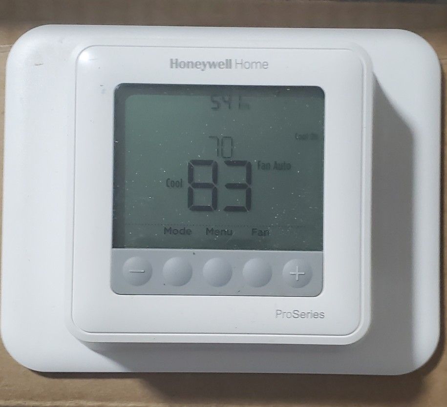 T6 PRO PROGRAMMABLE THERMOSTAT