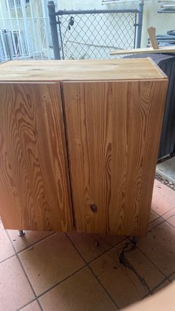kitchen cabinet